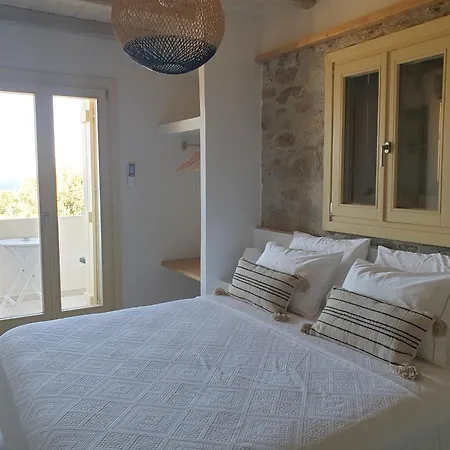 Casa vacanze Agiannirema Ios Stone With Private Pool *