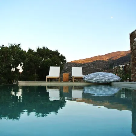 Casa vacanze Agiannirema Ios Stone With Private Pool