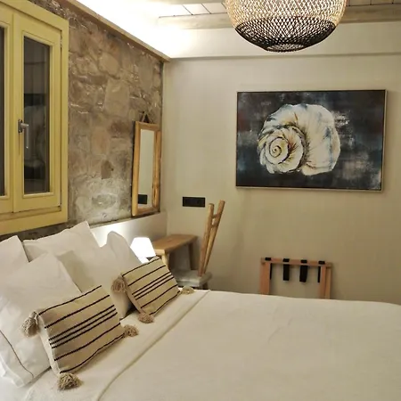 Agiannirema Ios Stone With Private Pool Holiday home