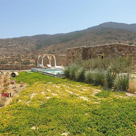 Agiannirema Ios Stone With Private Pool
